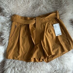 NWT Athleta shorts. Size 16